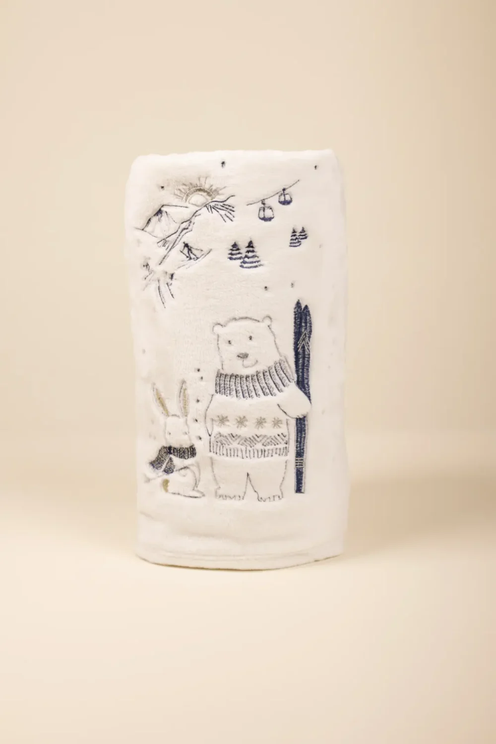 Plaid con applicazione e ricamo 130 x 160 cm articolo cortina