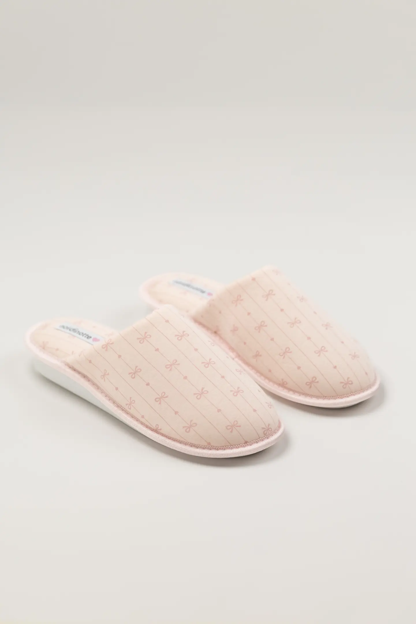 Pantofola donna estiva in cotone articolo fiocco.
