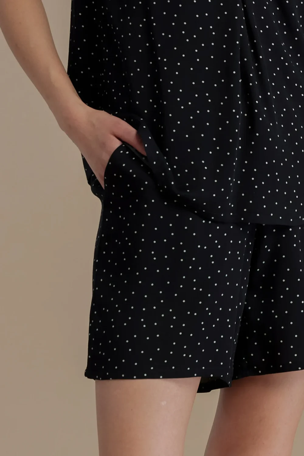 noidìnotte Pigiama donna in viscosa manica corta con collo a V e pantalone corto