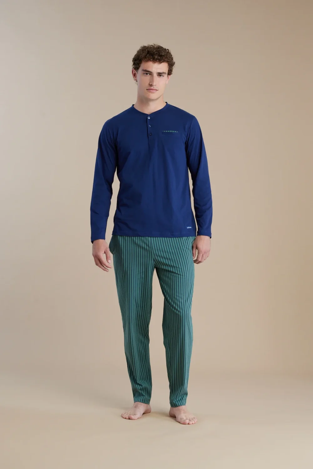 noidìnotte Pigiama uomo in cotone con top tre bottoni pantalone corto articolo easy