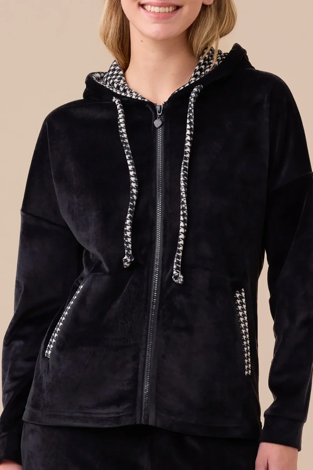 Completo donna ciniglia felpata articolo pied-de-poule.