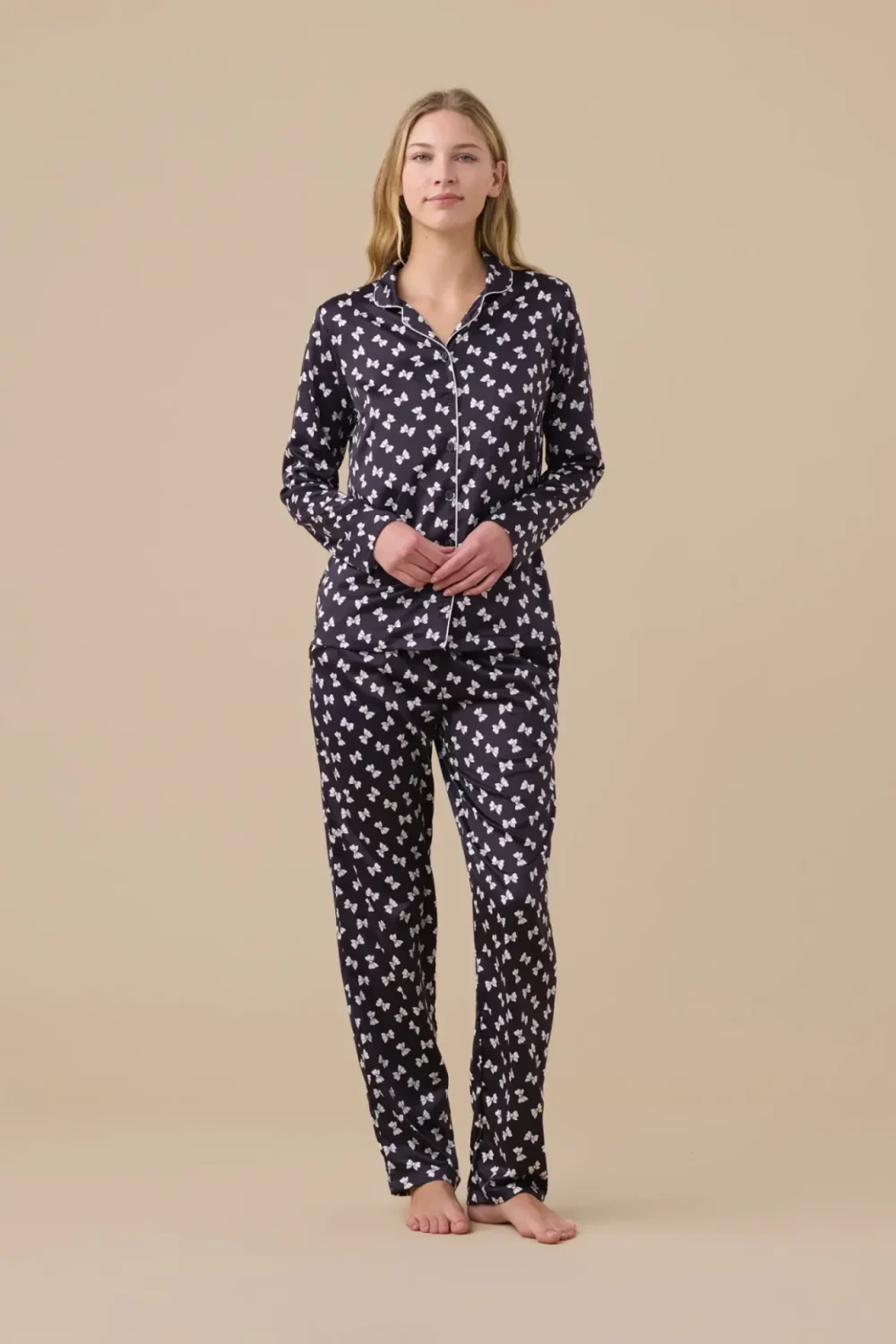 Pigiama donna in raso articolo fiocco