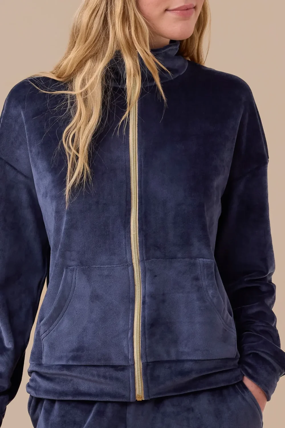 Completo donna ciniglia felpata articolo unito