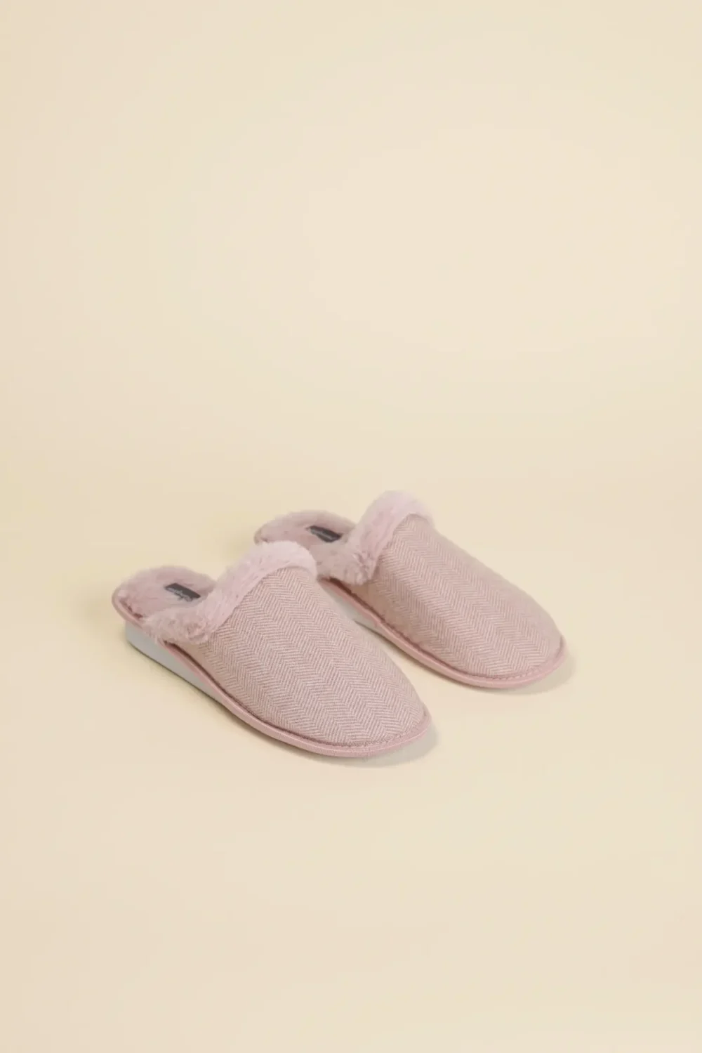 Pantofola donna ciniglia con bordo in eco-pelliccia articolo chenny